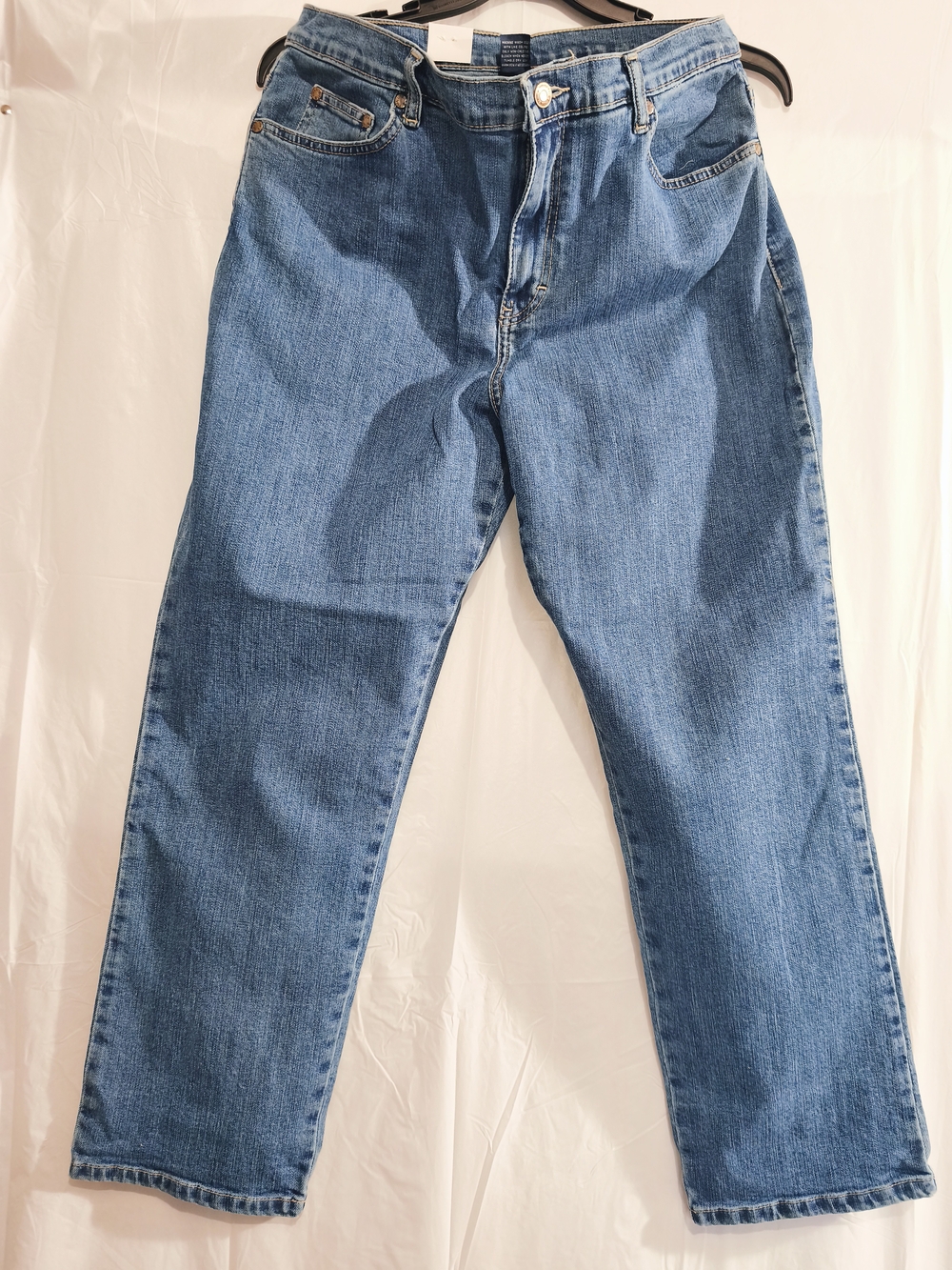 Men's Straight Leg Jeans in Medium Blue